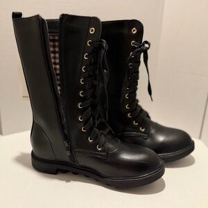 Black Lace-Up Women's Boots